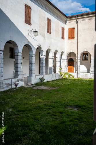  Architecture and art in the ancient fortified village of Valvasone