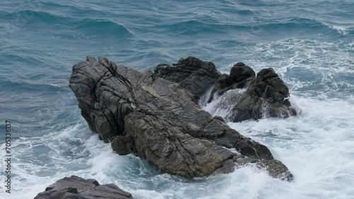 The resistance of a rock on the sea waves
