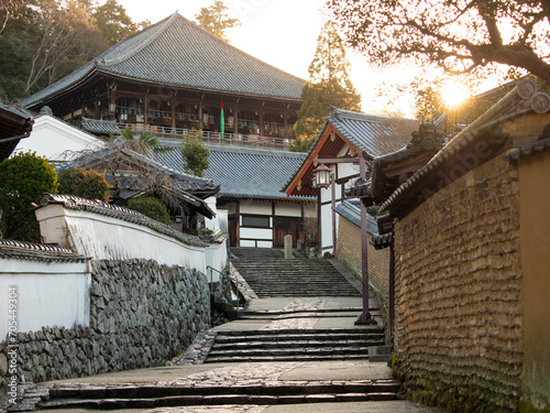 早朝の東大寺二月堂裏参道の風景 photo