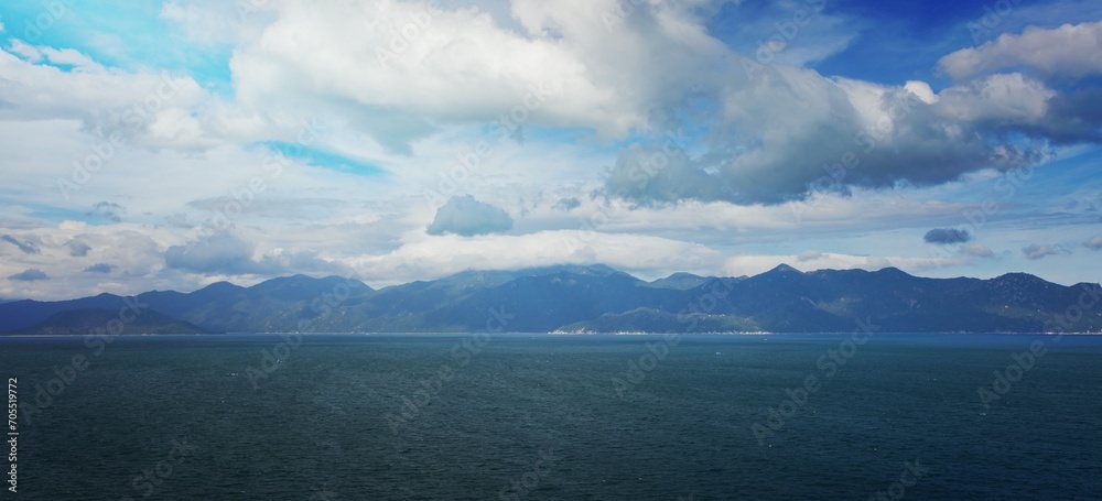 ocean mountain range skyline viewpoint