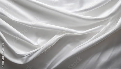 白色のシルクの布