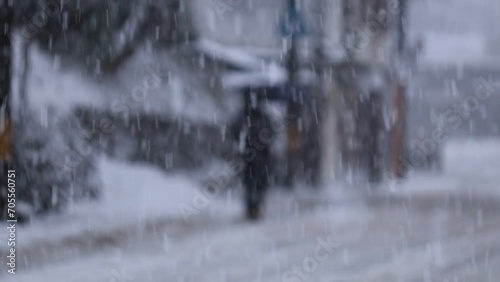 雪が降る風景　街並み photo