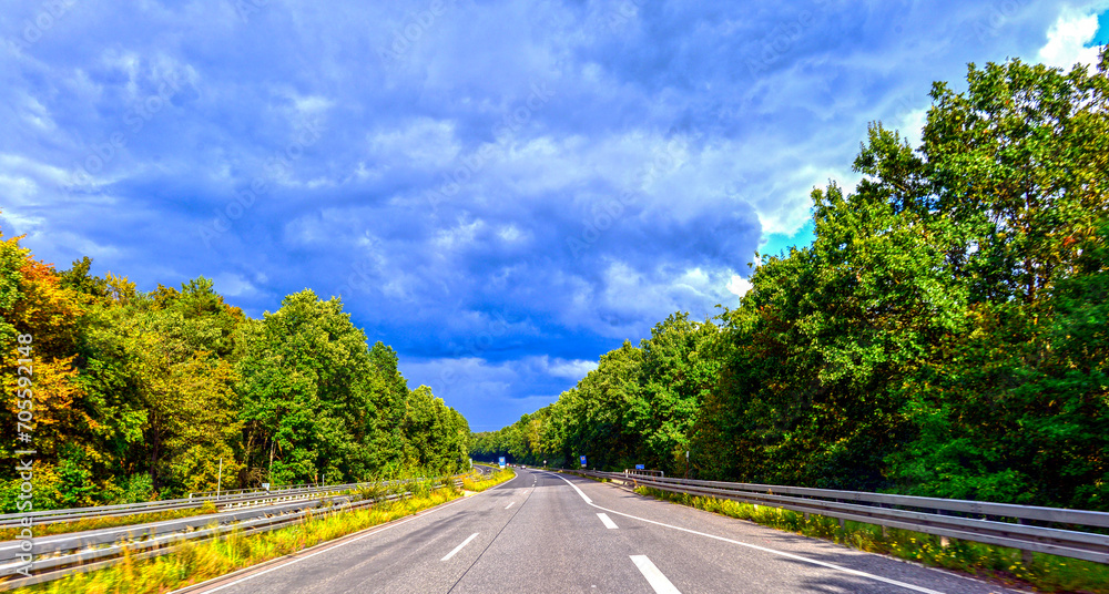 B45 Nähe Rodgau in Richtung Hanau (Hessen) B45 Nähe Rodgau in Richtung Hanau (Hessen)