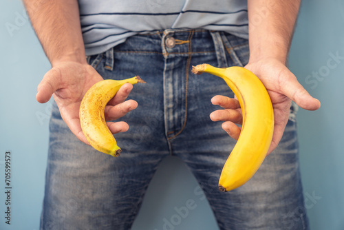 Konstfotografi Small Banana compare size wish banana on blue background