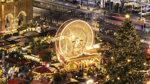 Timelapse of a Ferris wheel at the Christmas market Dresden Strietzelmarkt photo