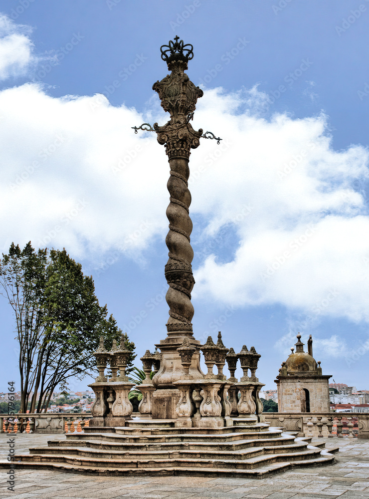 Fototapeta premium The Pillory of Porto is a wrought iron statue in the historic center of Porto
