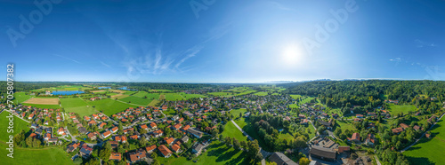 Ausblick über das Mangfalltal bei Vagen in Oberbayern, 360 Grad Rundblick über die Region
