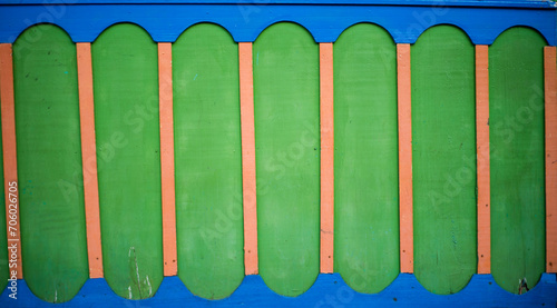 fondo horizontal en madera pintada de colores  photo