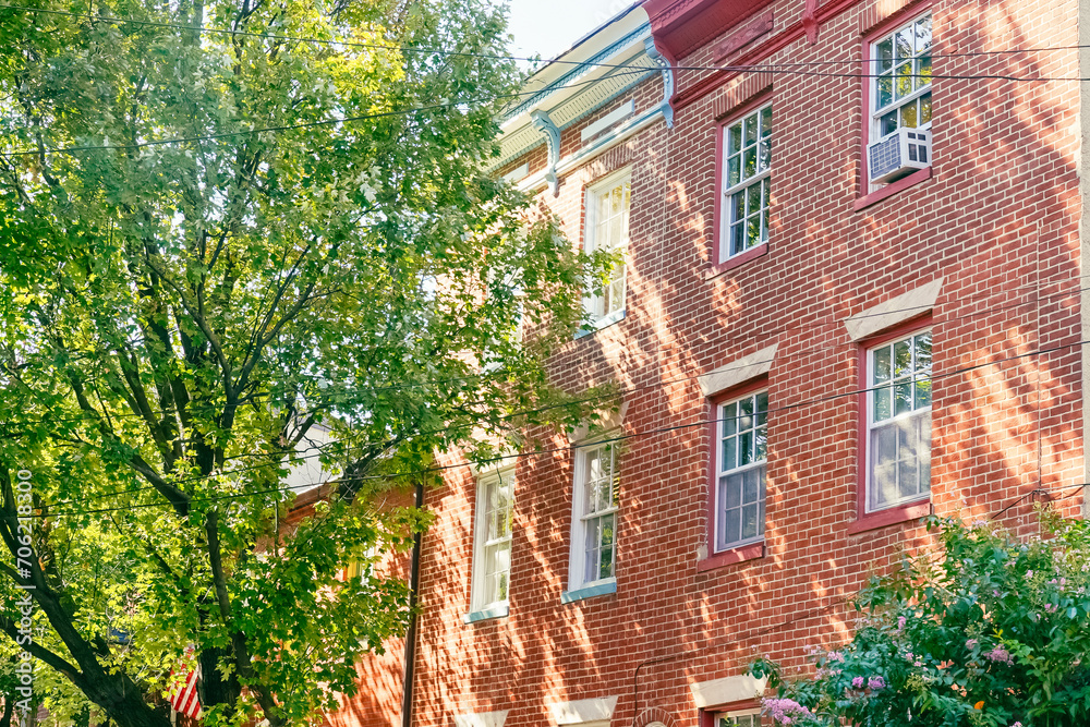 Fototapeta premium 古いレンガの美しい町並み