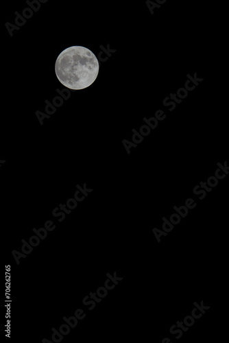 【背景素材】夜空に浮かぶ中秋の名月