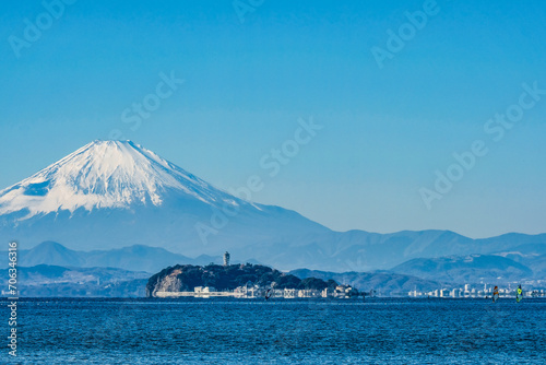 日本の富士山と江ノ島 photo