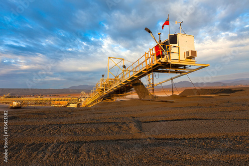 Portable conveyor belt machinery at a copper mine in Chile