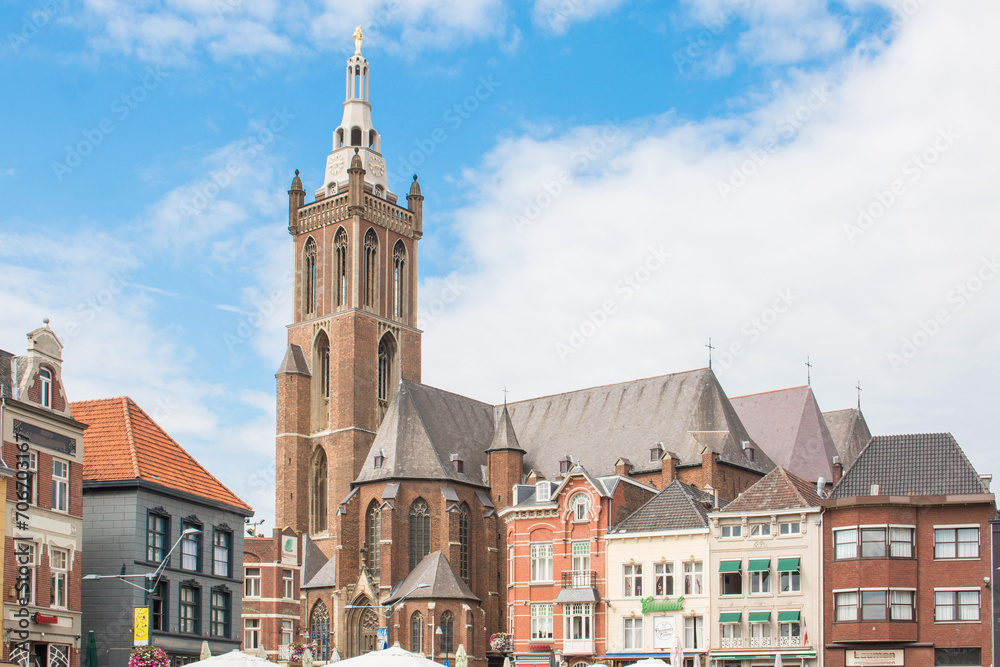 St. Christopher's Cathedral (Christoffelkathedraal) in Roermond in the province of Limburg Netherlands (Nederland) - obrazy, fototapety, plakaty 