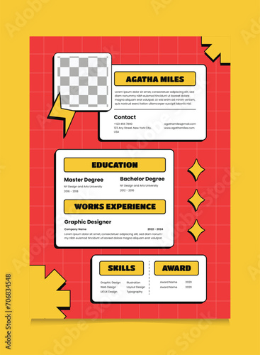 Retro Graphic Designer CV Template