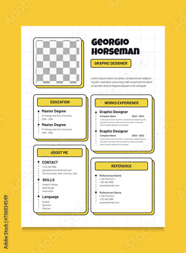 Retro Graphic Designer CV Template