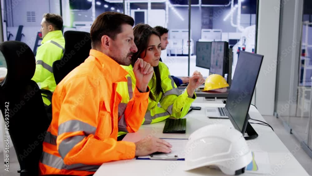 Engineer Operators Using Scada System Engineer Operators Using Scada System