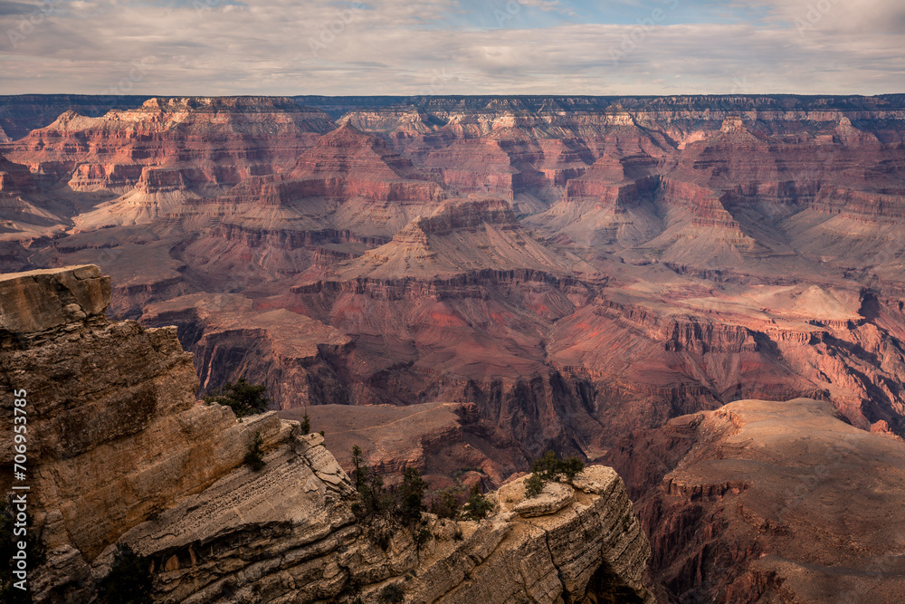 Shadowing Light on Grand Canyon, Grand Canyon National Park, Arizona Shadowing Light on Grand Canyon, Grand Canyon National Park, Arizona