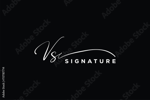 VS initials Handwriting signature logo. VS Hand drawn Calligraphy lettering Vector. VS letter real estate, beauty, photography letter logo design.
