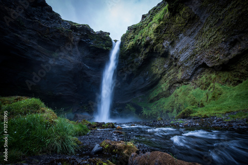 waterfall © Jonas
