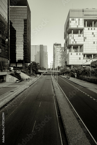 traffic in the city