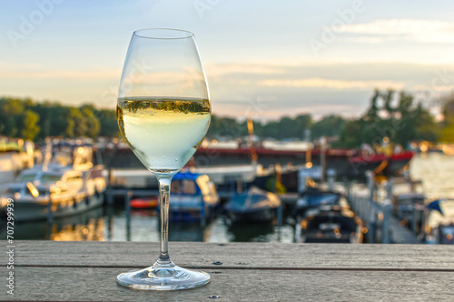 Sticker A glass of wine in the evening in Berlin on the Spree