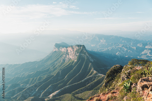 Obraz na plátně cerro de la media luna, mirador cuatro palos