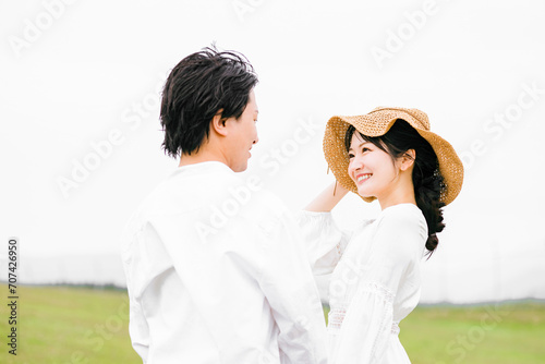 新婚旅行・ハネムーン・旅する恋人・カップル・夫婦のイメージ 