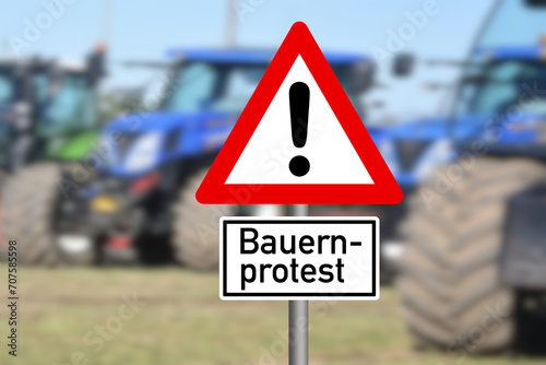 Traktoren und ein Hinweis auf ein Bauernprotest