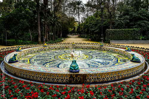 Siviglia, Piazza di Spagna, giardini photo