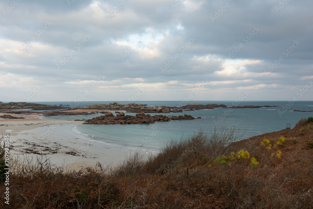 Magnifique paysage de la côte de granit rose en Bretagne - France Magnifique paysage de la côte de granit rose en Bretagne - France