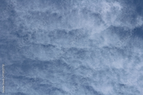 fotografía del cielo entre nubes, texturas, fondo de pantalla del cielo  photo
