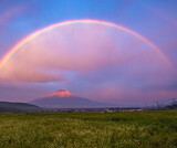 忍野村から富士山と虹