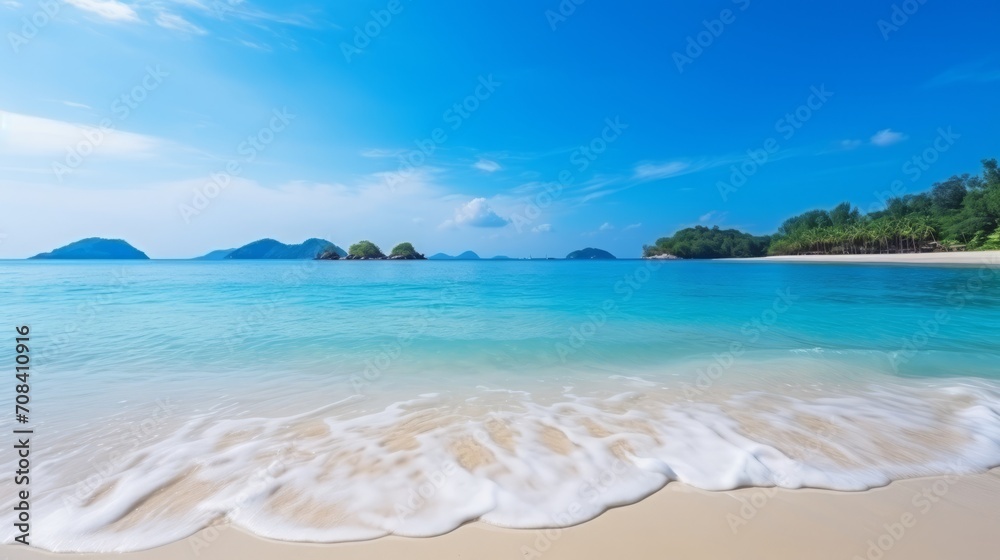 Obraz premium Serene Tropical Beach with Crystal Blue Waters