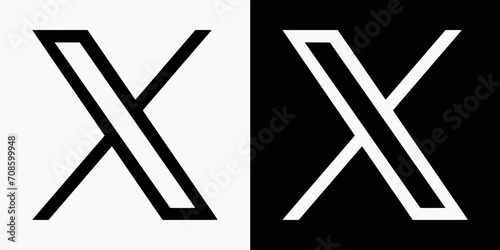 black and white new Twitter x logo icon © omarifx