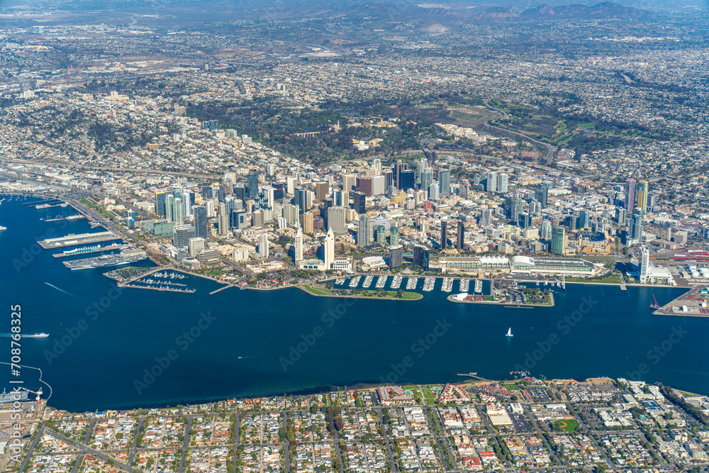 Naklejka premium San Diego Skyline: Aerial Majesty of Urban Waterfront and Architectural Splendor, January 2024