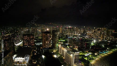 Wallpaper Mural Nighttime Splendor Over Waikiki Torontodigital.ca