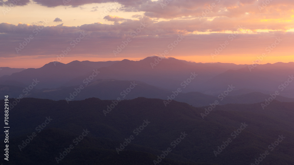 Beautiful sunrise at Doi Samer Dao (Srinan National Park). Beautiful sunrise at Doi Samer Dao (Srinan National Park).