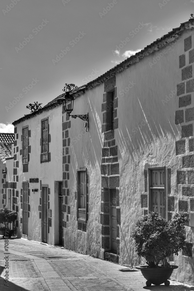 Black and white image of alleyways in Agüimes on Grand Canary