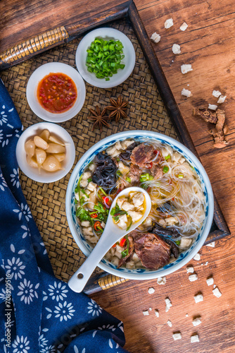 Shoot a bowl of Chinese Shaanxi Xi'an delicacy lamb soup from a top-down perspective