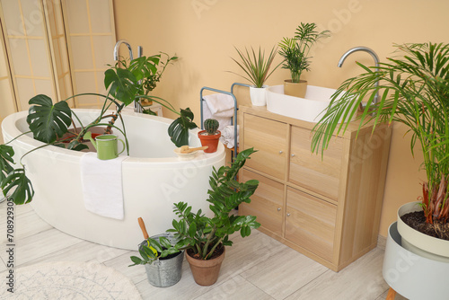 Modern bathroom interior wi...