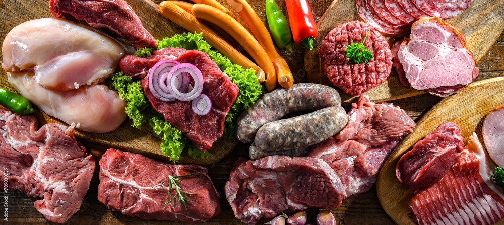 Composition with a variety of meat products Composition with a variety of meat products