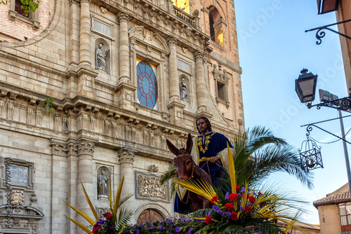 Venerable, Real e Ilustre Hermandad de Nuestra Madre María Inmaculada en su Mayor Angustia y Piedad y Cristo Rey en su entrada triunfal en Jerusalén de Toledo	
 photo