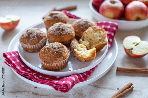 Apple muffins with sugar cinnamon topping