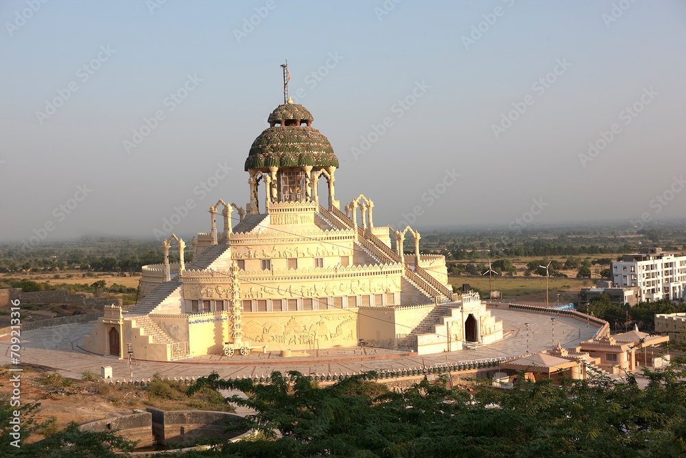 Fototapeta premium India temple city of Satrunjaya on a sunny autumn day.