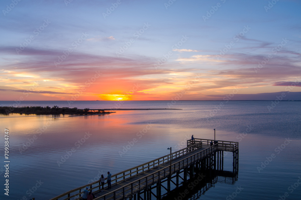 Fototapeta premium Bayfront Park at sunset in Daphne, Alabama