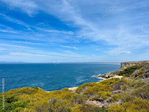 Fototapeta Naklejka Na Ścianę i Meble -  Beautiful rocky ocean coast, blue ocean horizon, natural ocean view