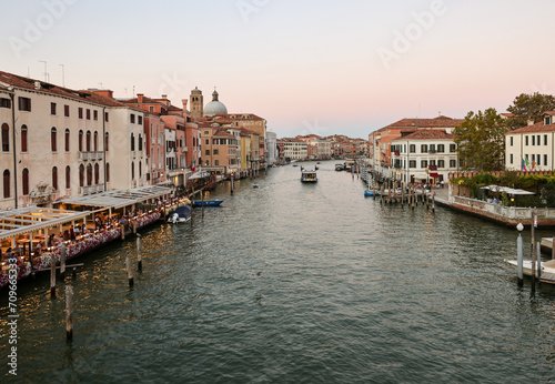  Grand Canal in the Ponte degli Scalzi area in Venice, Italy © wjarek