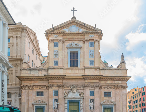 Extérieur de l'Eglise du Gesù, Via San Lorenzo de Gênes. .	
