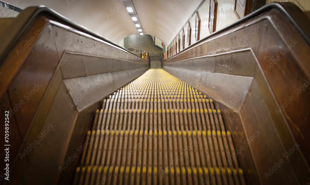 Old Wooden Escalator At Pedestrians' Tunnel / St. Anna's Tunnel Old Wooden Escalator At Pedestrians' Tunnel / St. Anna's Tunnel