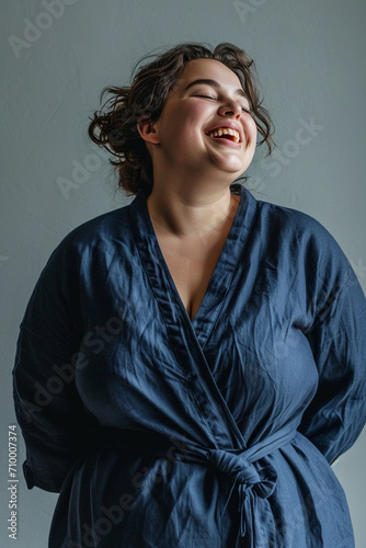 Mujer sonriendo photo